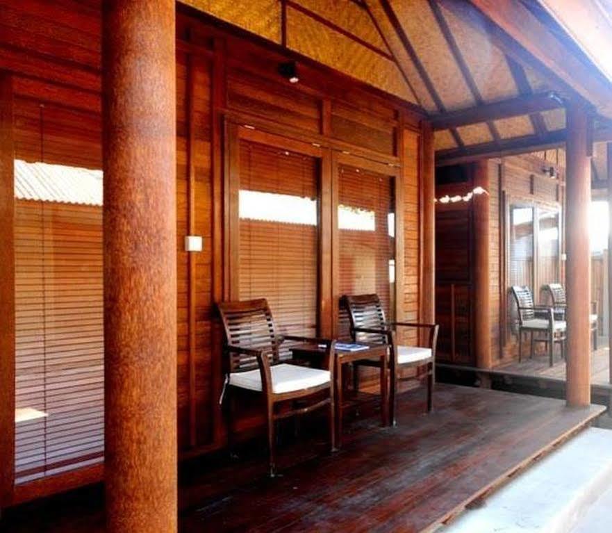 Drupadi Bungalows Гили Траванган Экстерьер фото