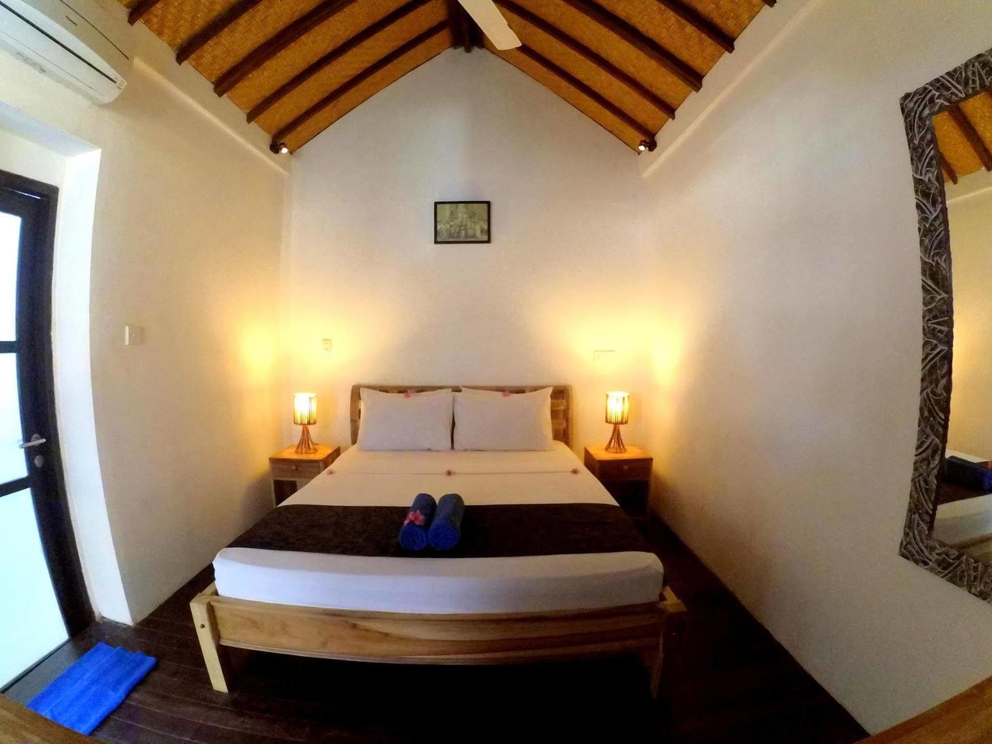 Drupadi Bungalows Гили Траванган Экстерьер фото